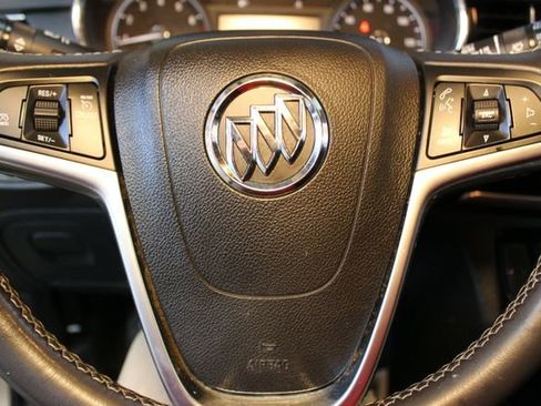 Used 2019 Buick Encore Preferred image 17