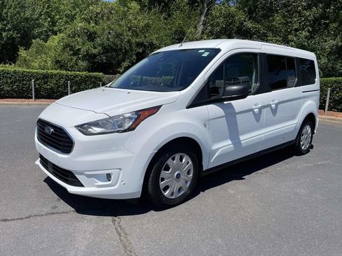 Used 2022 Ford Transit Connect XLT FWD image 3