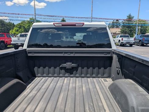 Used 2024 Chevrolet Silverado 1500 RST w/ Protection Package AWD/4WD image 10