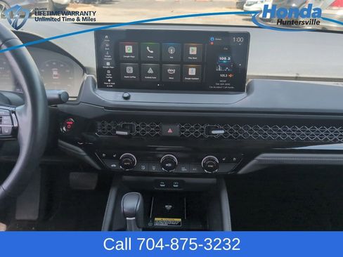 Used 2025 Honda Accord Touring image 19