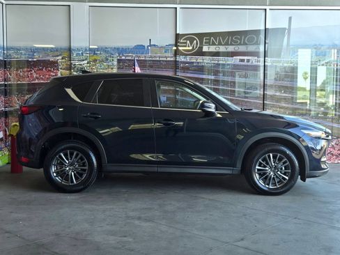 Used 2019 MAZDA CX-5 Touring FWD image 4