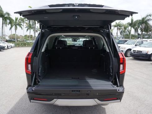 New 2026 Ford Expedition Max Platinum AWD/4WD image 18