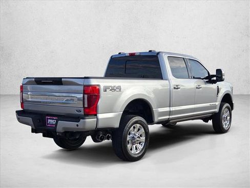 Used 2022 Ford F350 Platinum w/ FX4 Off-Road Package image 4