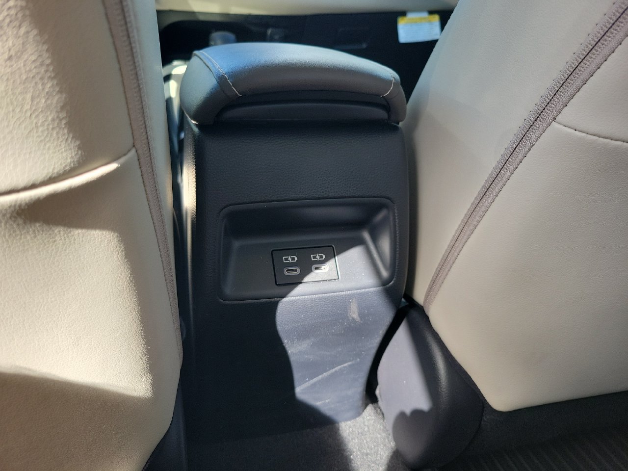 Used 2025 Toyota Corolla XLE FWD image 11