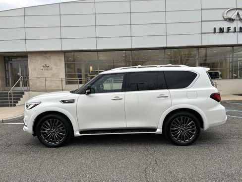 Certified 2024 INFINITI QX80 Sensory image 5