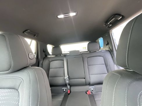 Certified 2025 Chevrolet Equinox LT w/ Safety and Technology Package FWD image 20