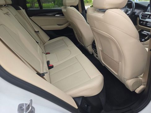 Used 2022 BMW X3 xDrive30i w/ Convenience Package AWD/4WD image 9