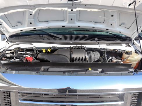 Used 2019 Ford E-350 and Econoline 350 Super Duty w/ Power Windows & Locks Group image 20