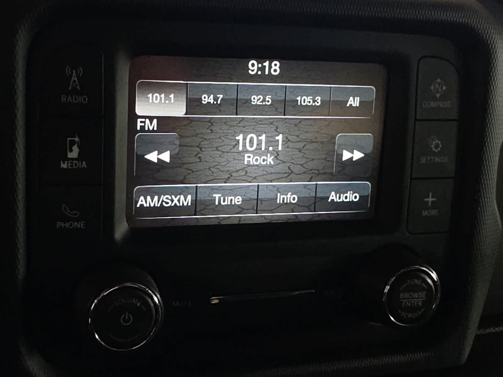 Used 2018 Jeep Wrangler Unlimited Sport AWD/4WD image 27