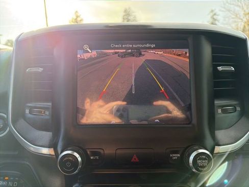 Used 2019 RAM 1500 Big Horn/Lone Star image 18