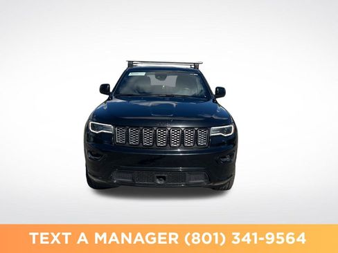 Used 2020 Jeep Grand Cherokee Altitude AWD/4WD image 8