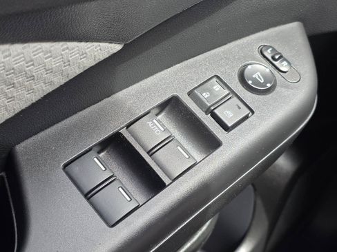 Used 2015 Honda CR-V EX image 9