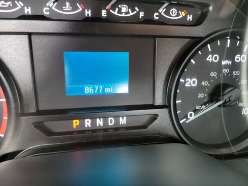 Used 2020 Ford F350 XL w/ Power Equipment Group image 9