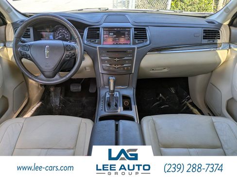 Used 2013 Lincoln MKS image 11