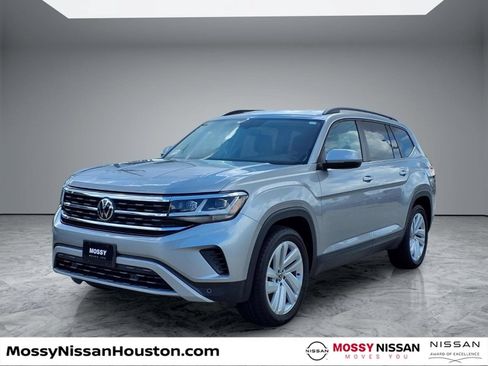 Used 2021 Volkswagen Atlas SE FWD image 4