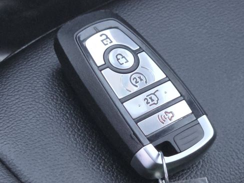 Used 2021 Ford Edge ST-Line image 35