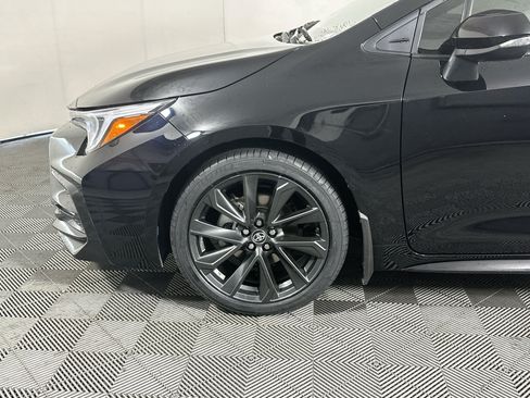 Used 2025 Toyota Corolla SE FWD image 11