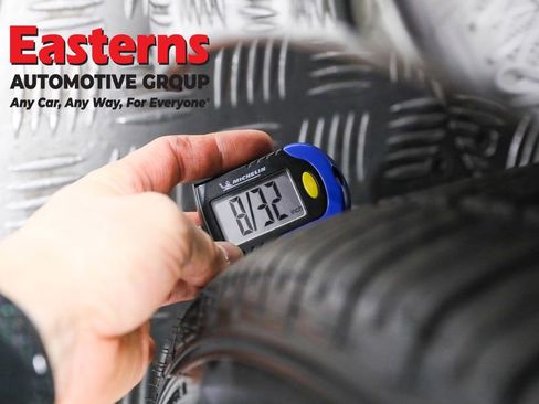 Used 2015 Honda CR-Z EX image 25