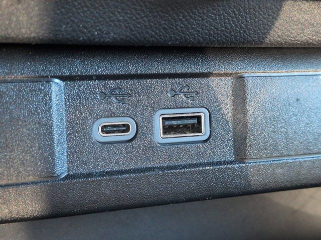 Used 2024 GMC Canyon Elevation w/ Elevation Premium Package RWD image 20