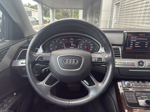 Used 2013 Audi A8 3.0T w/ Convenience Pkg AWD/4WD image 17