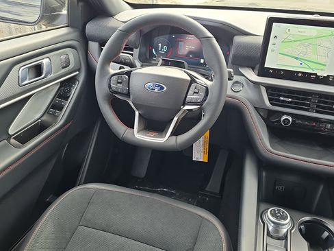 New 2026 Ford Explorer ST image 33