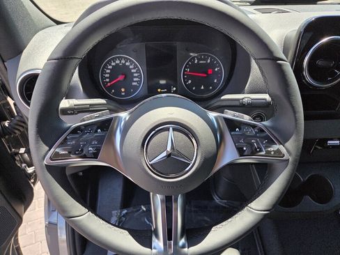 New 2026 Mercedes-Benz Sprinter 2500 image 26