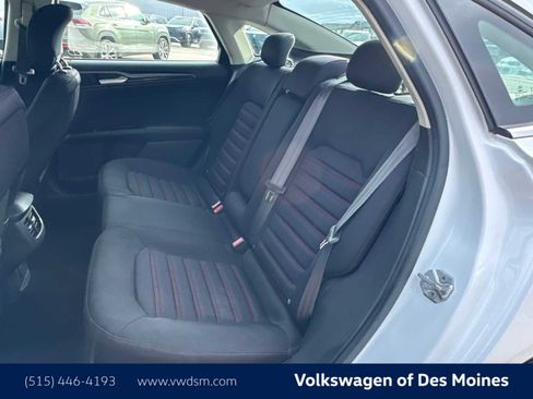 Used 2014 Ford Fusion SE image 12