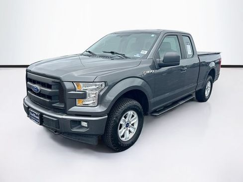 Used 2017 Ford F150 XL w/ Equipment Group 101A Mid AWD/4WD image 3