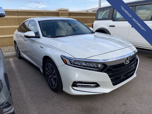Used 2018 Honda Accord Touring image 5