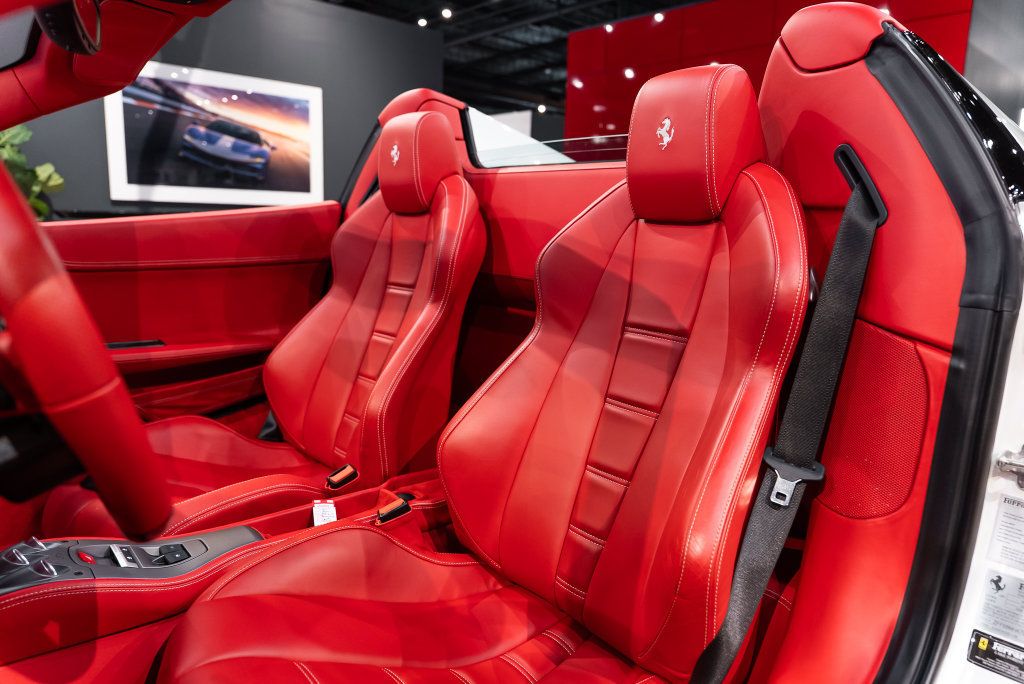 Certified 2013 Ferrari 458 Spider RWD image 4
