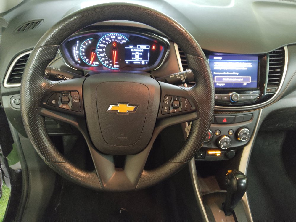 Used 2021 Chevrolet Trax LS w/ Tint and Cruise Package FWD image 22