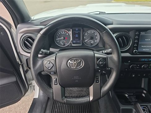Used 2021 Toyota Tacoma 2WD Double Cab image 26