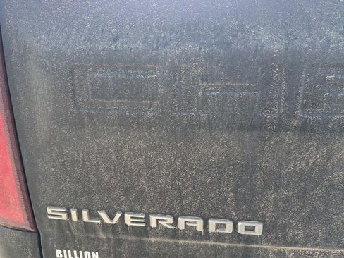 Used 2020 Chevrolet Silverado 1500 Custom Trail Boss w/ Custom Convenience Package image 27