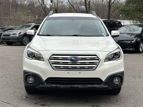 Used 2015 Subaru Outback 2.5i Premium image 17