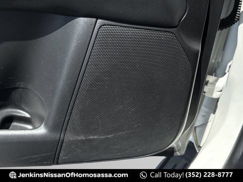 Certified 2024 Nissan Armada SV RWD image 31