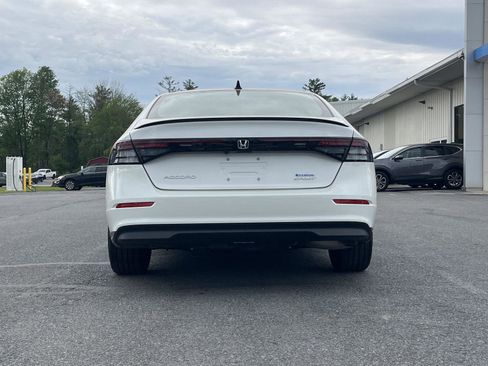 Used 2025 Honda Accord Sport image 6