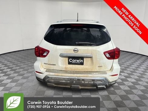 Used 2017 Nissan Pathfinder S AWD/4WD image 6