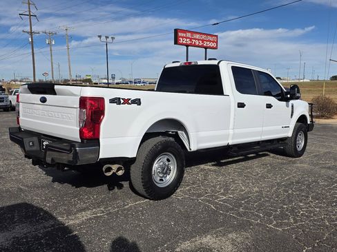 Used 2022 Ford F250 XL w/ Power Equipment Group image 7