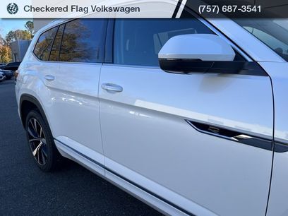 New 2026 Volkswagen Atlas SEL Premium R-Line