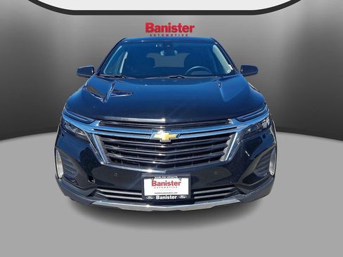 Used 2024 Chevrolet Equinox LT image 2