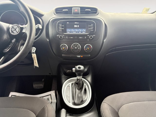 Used 2017 Kia Soul w/ Convenience Package FWD image 11