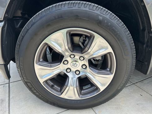 Used 2024 RAM 1500 Laramie AWD/4WD image 24