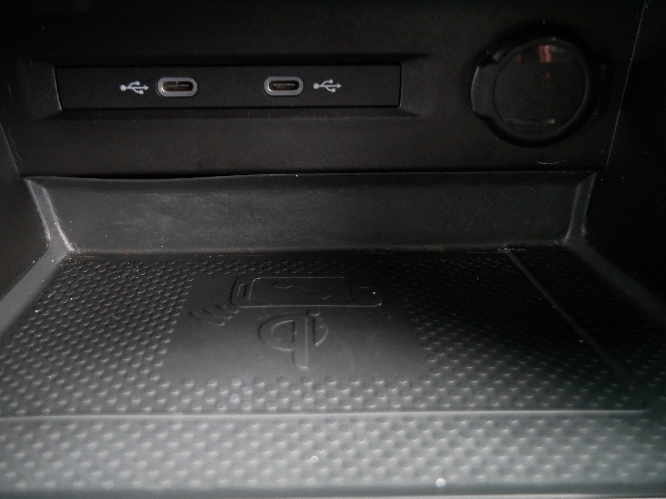 Certified 2023 Volkswagen Taos SEL AWD/4WD image 31