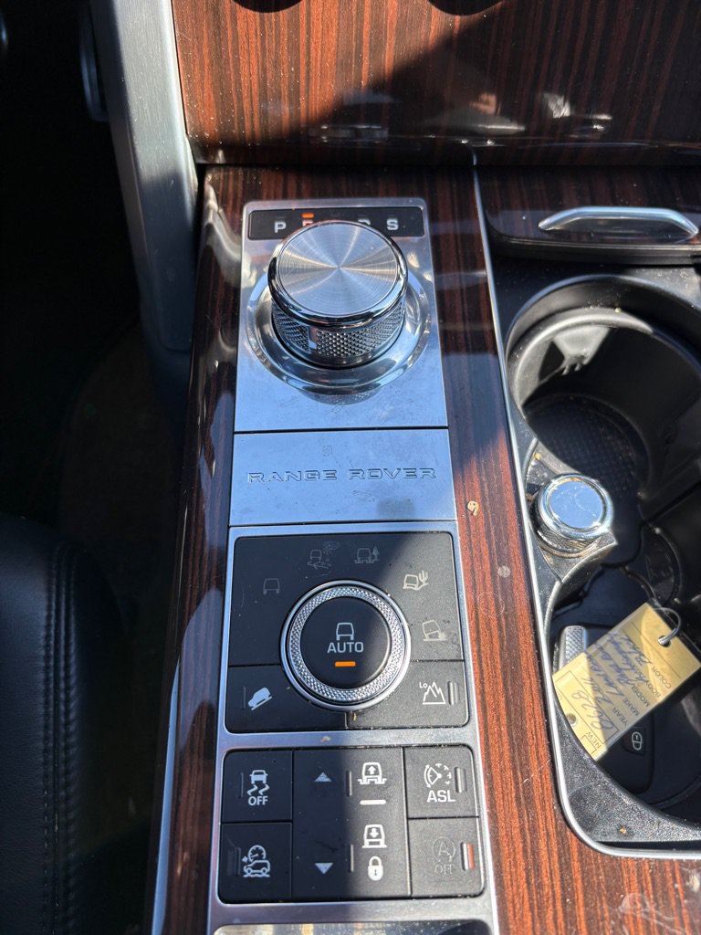 Used 2016 Land Rover Range Rover LWB SV Autobiography AWD/4WD image 19