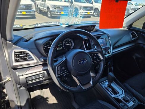Used 2022 Subaru Forester Premium AWD/4WD image 6