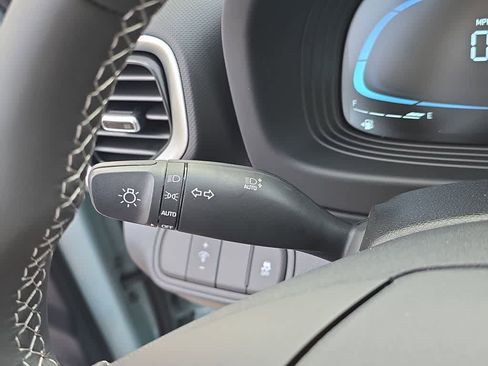 New 2026 Hyundai Venue SEL image 28