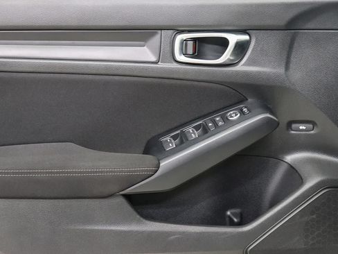 Used 2025 Honda Civic Sport image 21