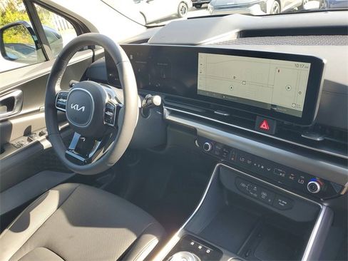 New 2026 Kia Carnival SX Prestige image 8
