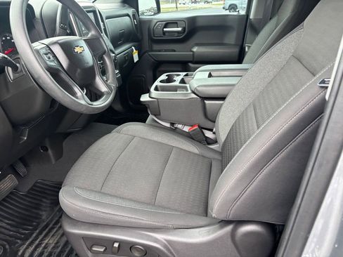 Certified 2024 Chevrolet Silverado 1500 Custom image 9