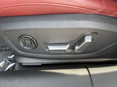 Used 2022 Audi S7 Prestige w/ Prestige Package image 21